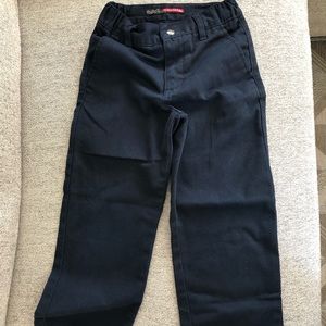 Quicksilver kid navy pants size 4-5 years like new